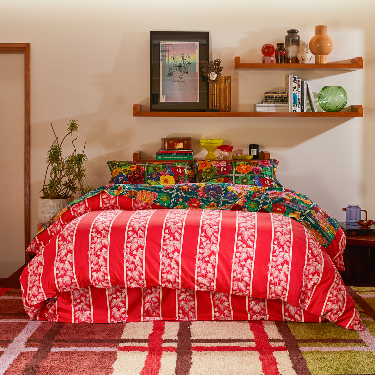 Ines Silk Pillowcase - Verdant Standard