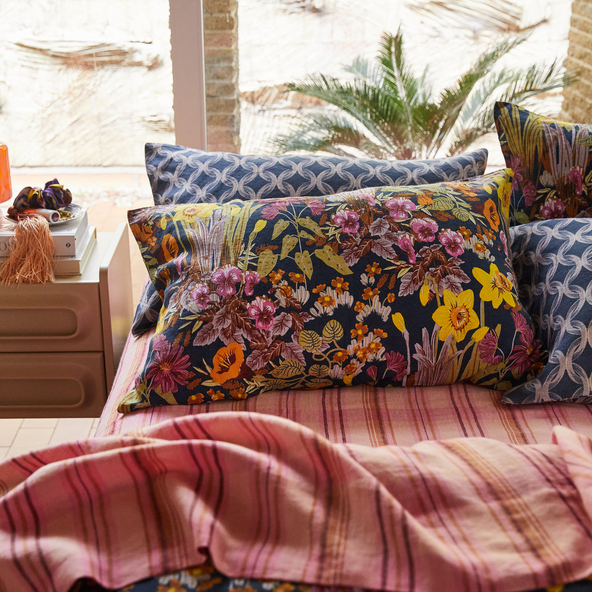 Babette Linen Pillowcase Set - Ink Standard