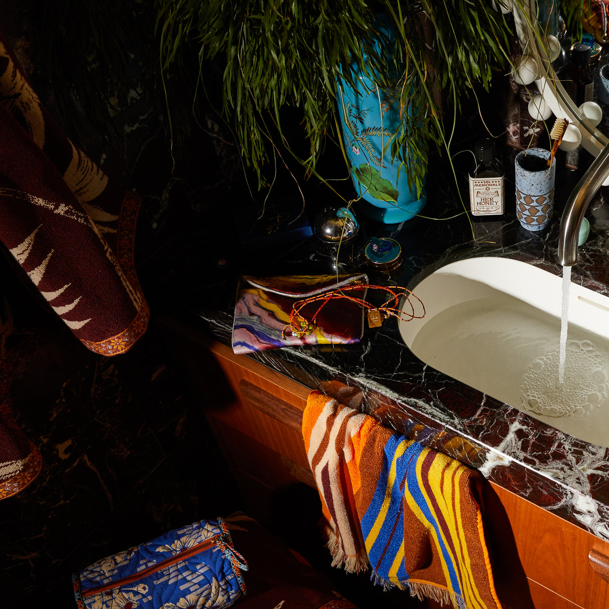 Zoi Silk Pouch - Ultramarine