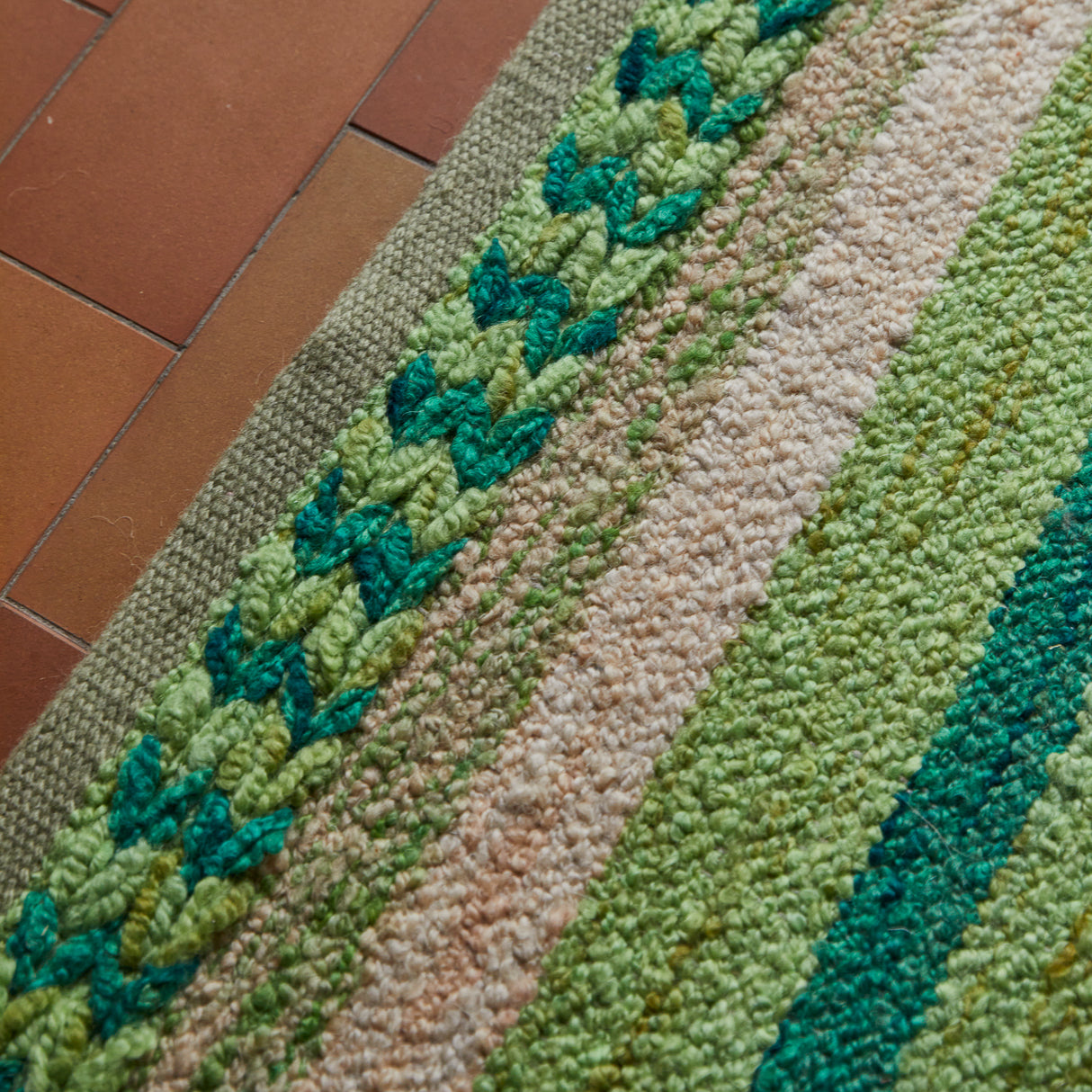Madalina Woven Rug - Spring Green 150 x 210 cm