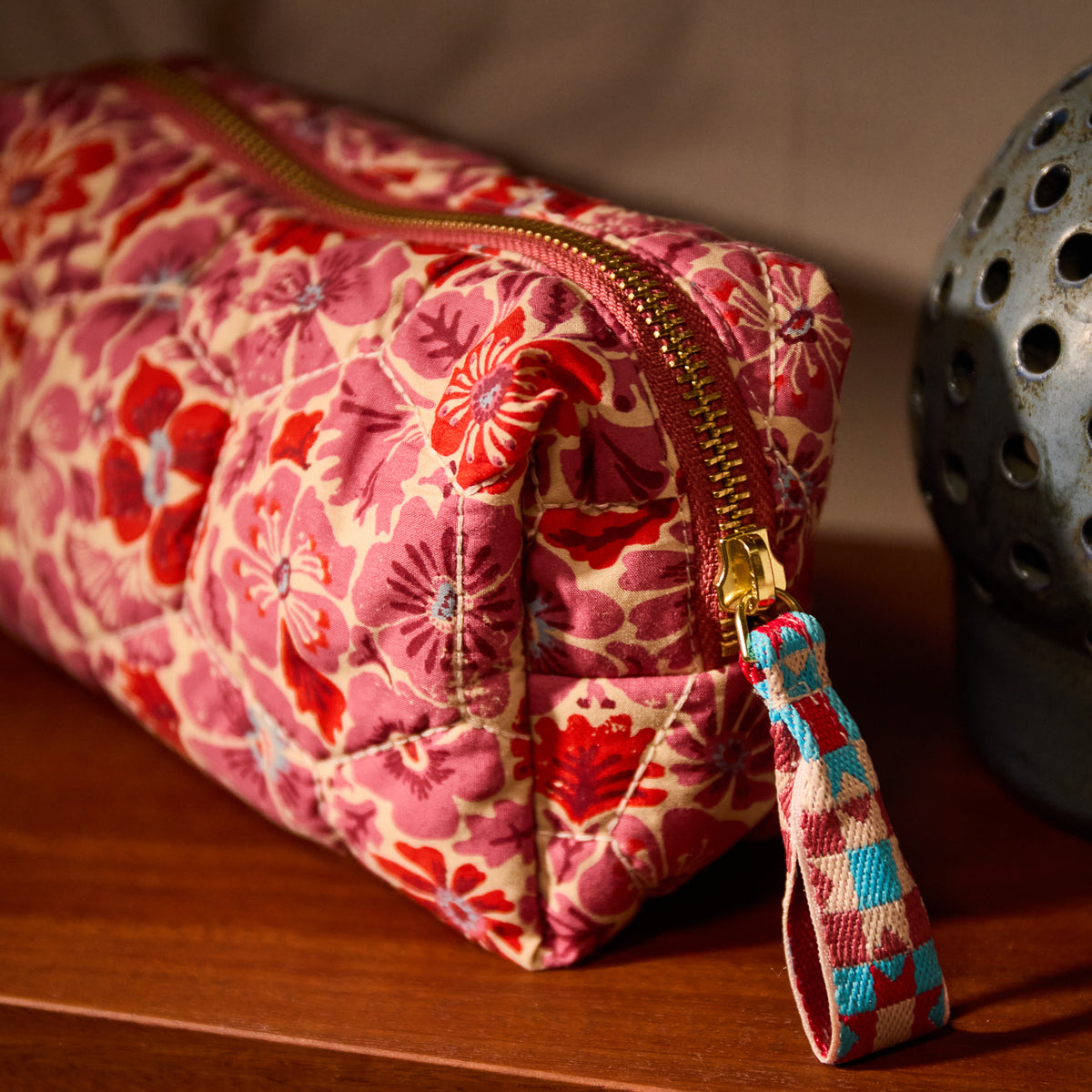 Magnolia Travel Pouch - Poppy