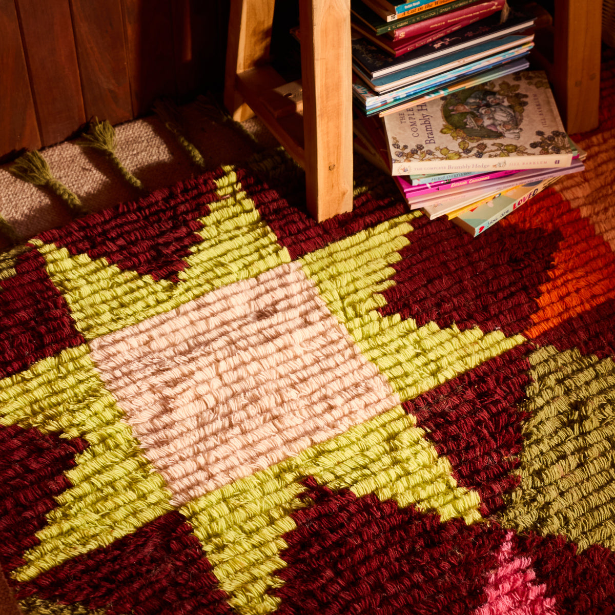 Daisy Tufted Rug - Moss