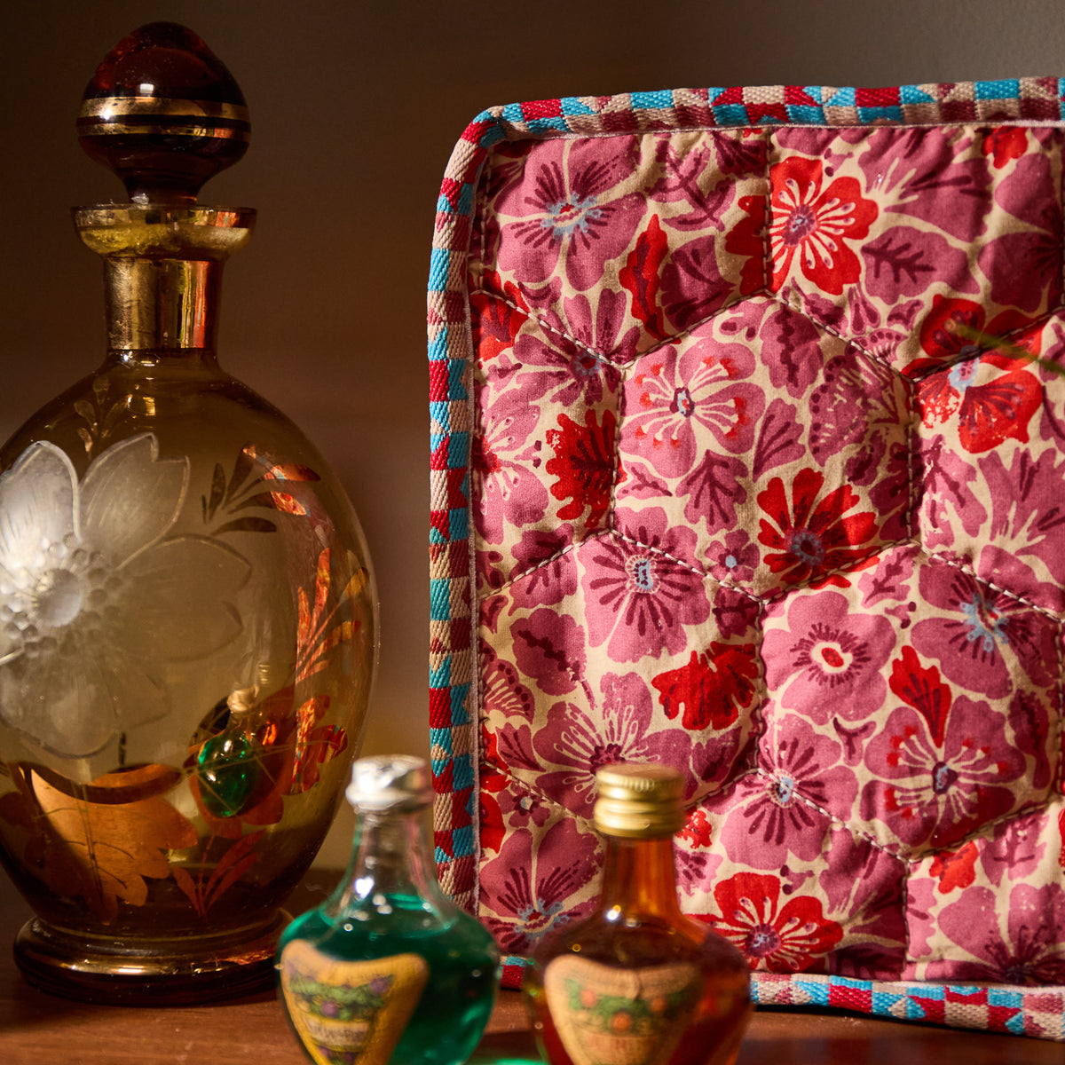 Magnolia Vanity Bag - Poppy