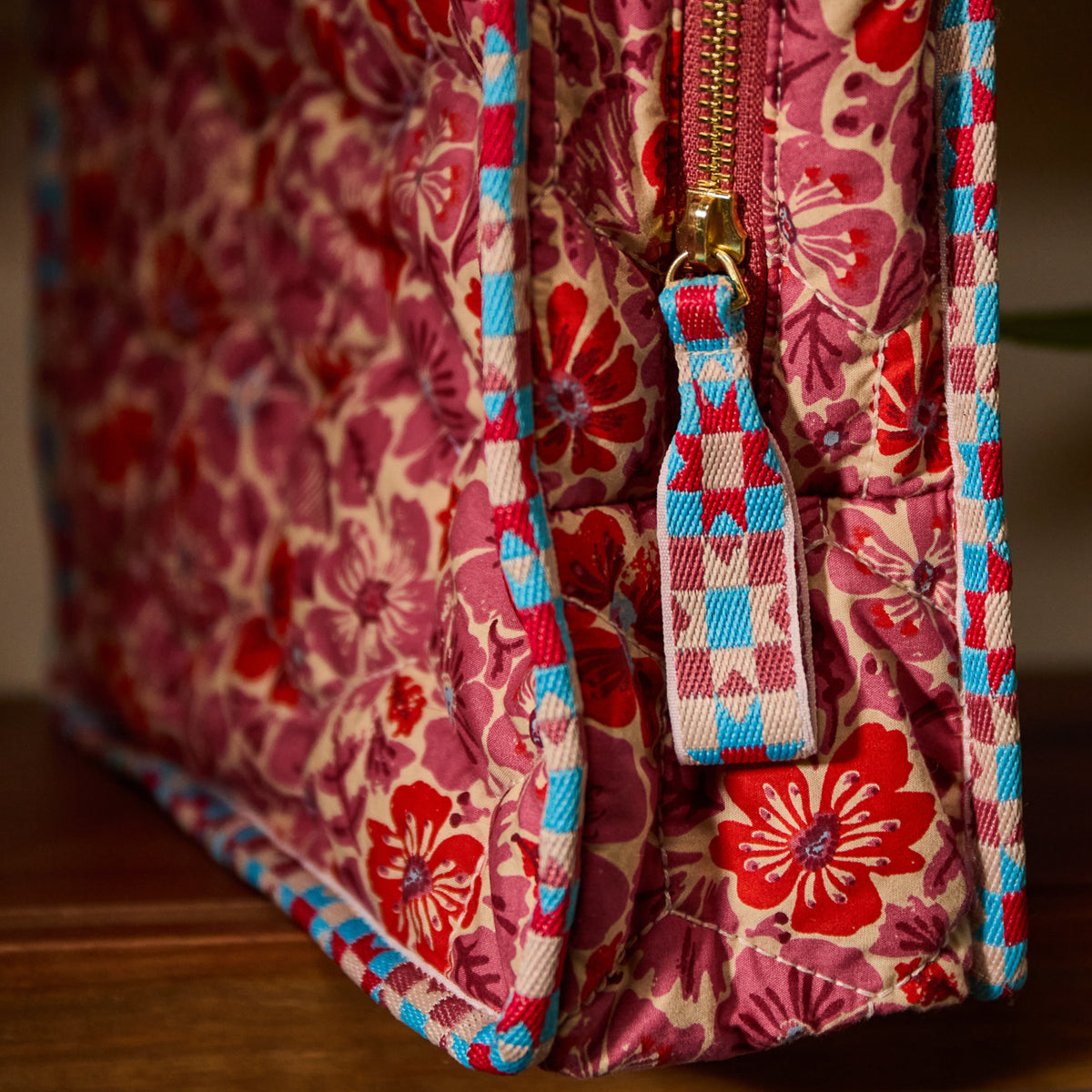 Magnolia Vanity Bag - Poppy