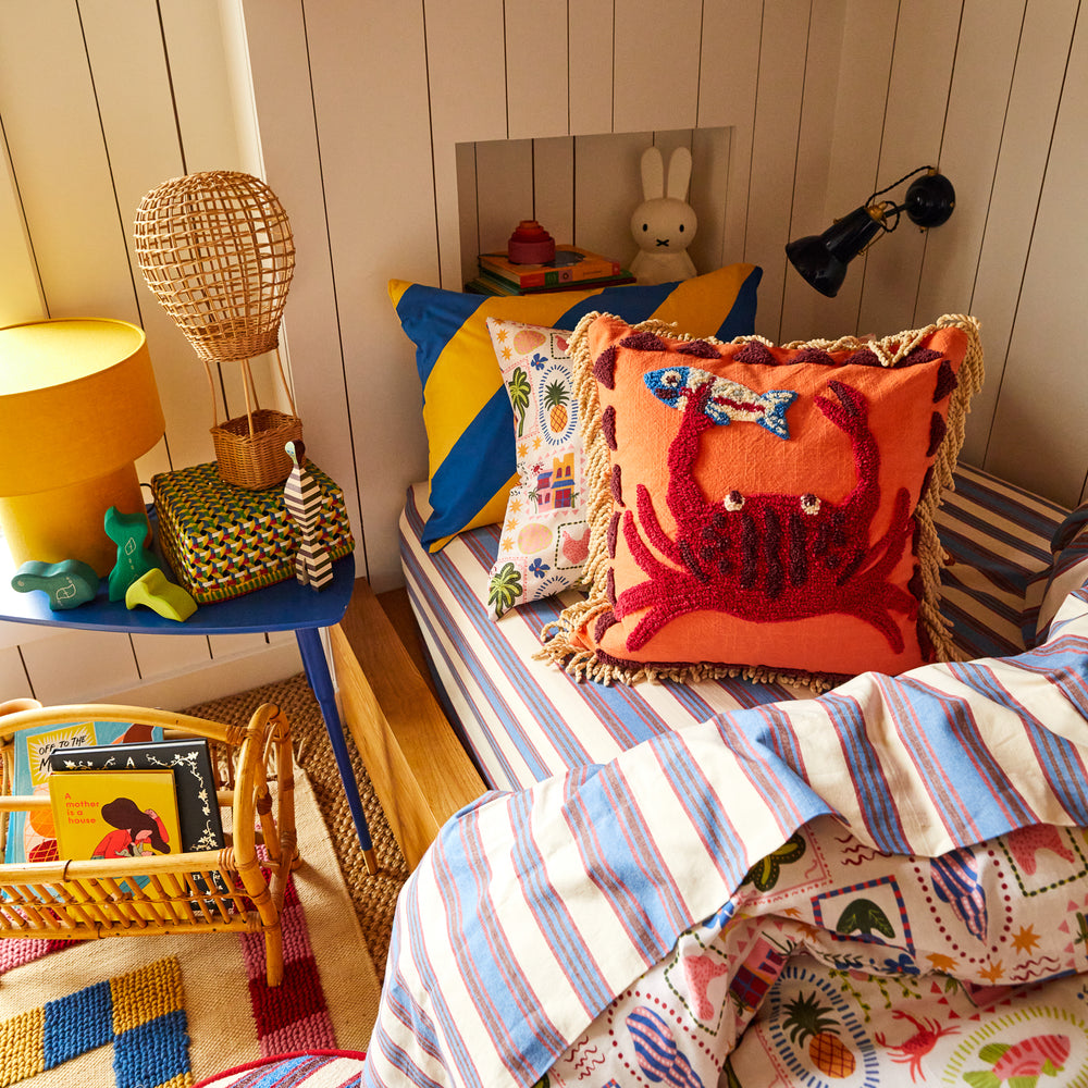 Leone Tufted Cushion Feather Insert