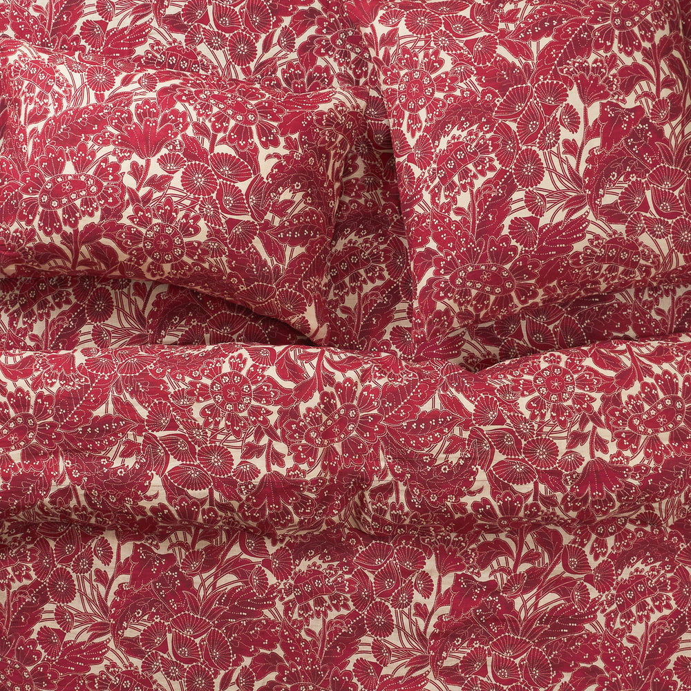 Lucia Linen Quilt Cover - Crimson Queen