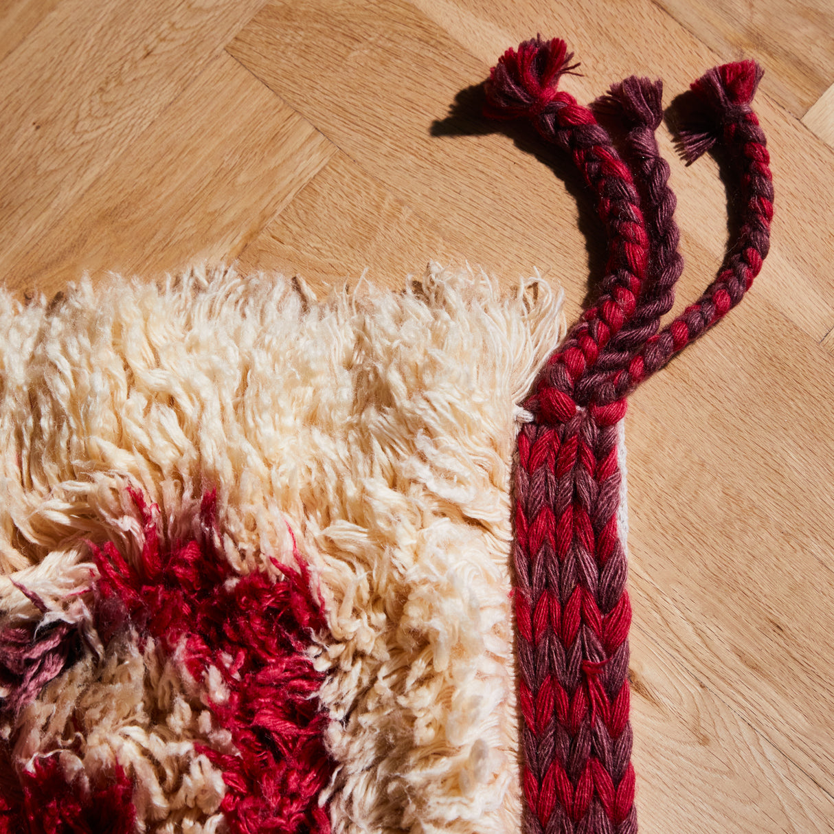 Belvia Beni Rug - Crimson 150 x 210 cm