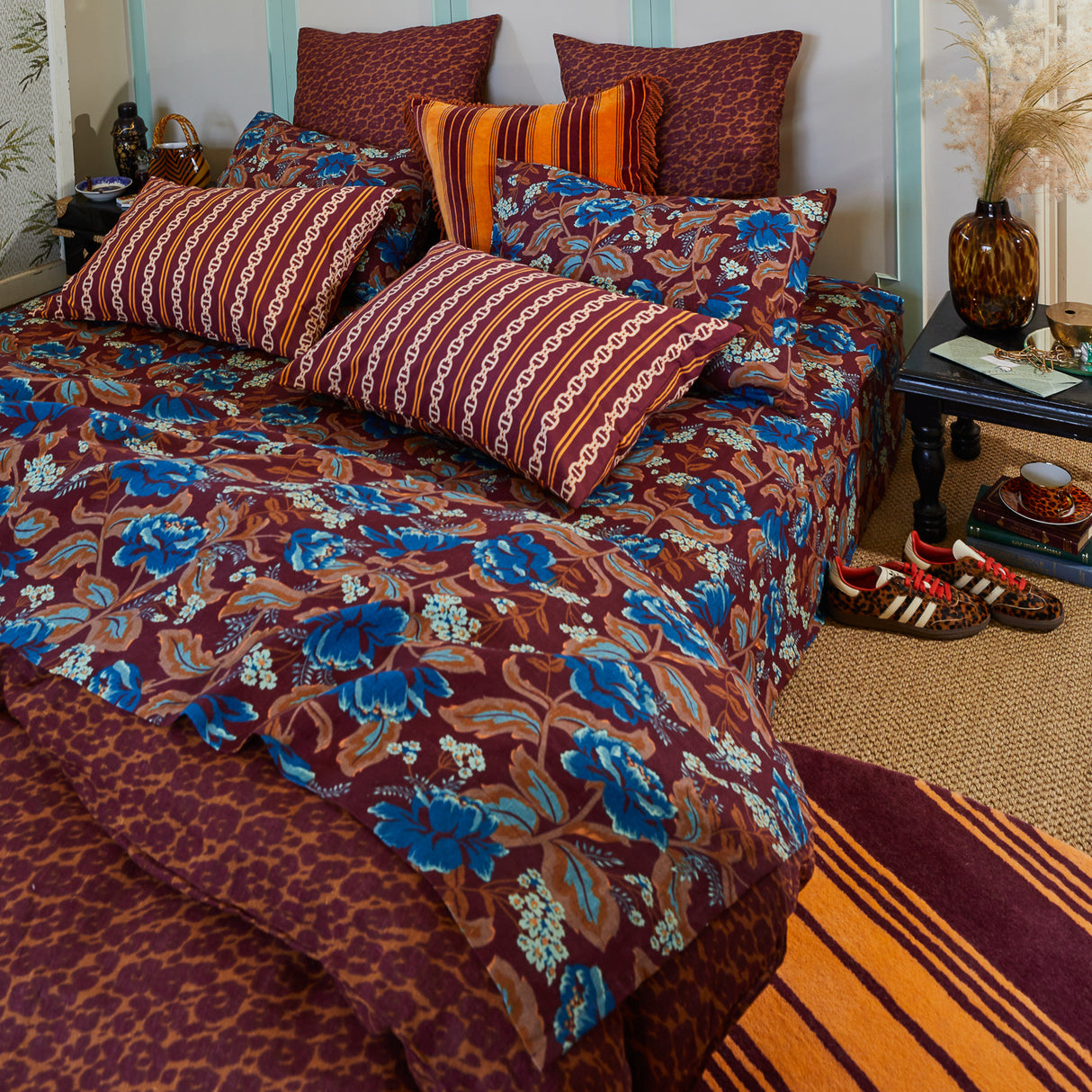 Margot Linen Sheets - Mahogany Flat Sheet / Queen