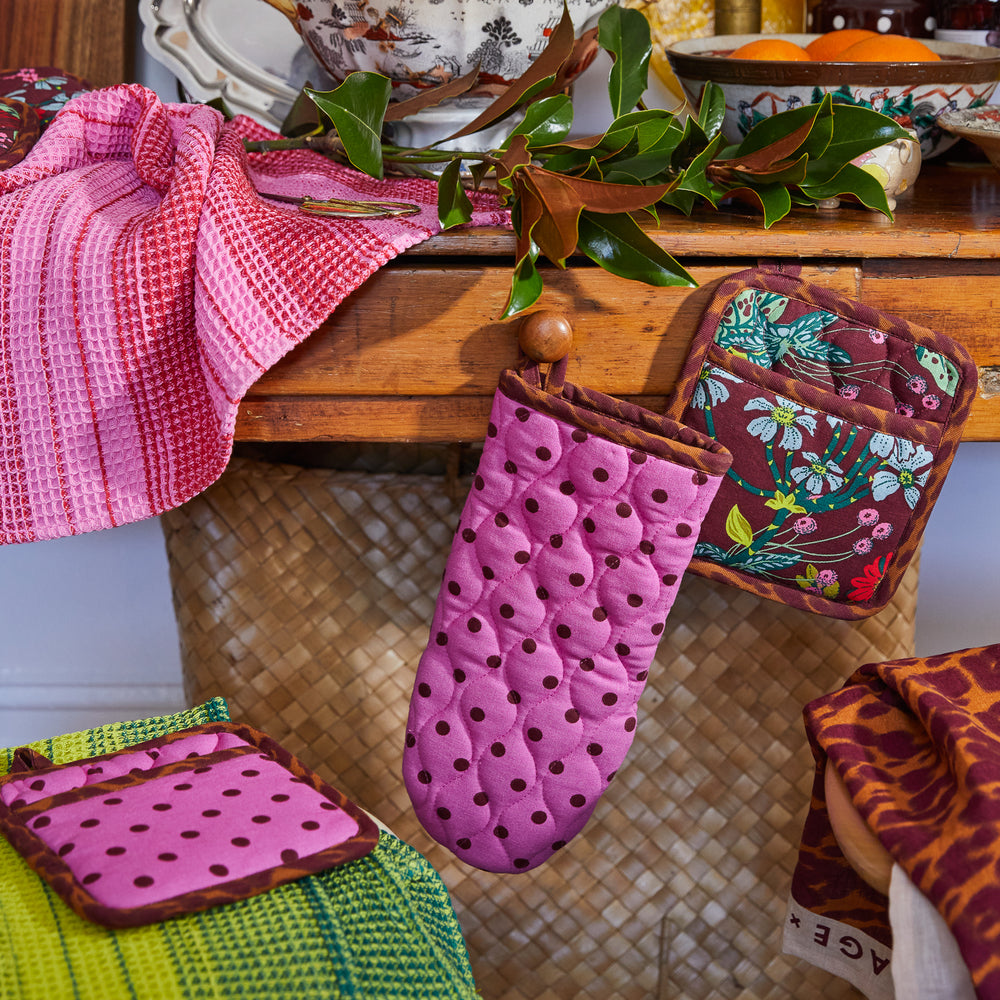 Paige Oven Mitt Set