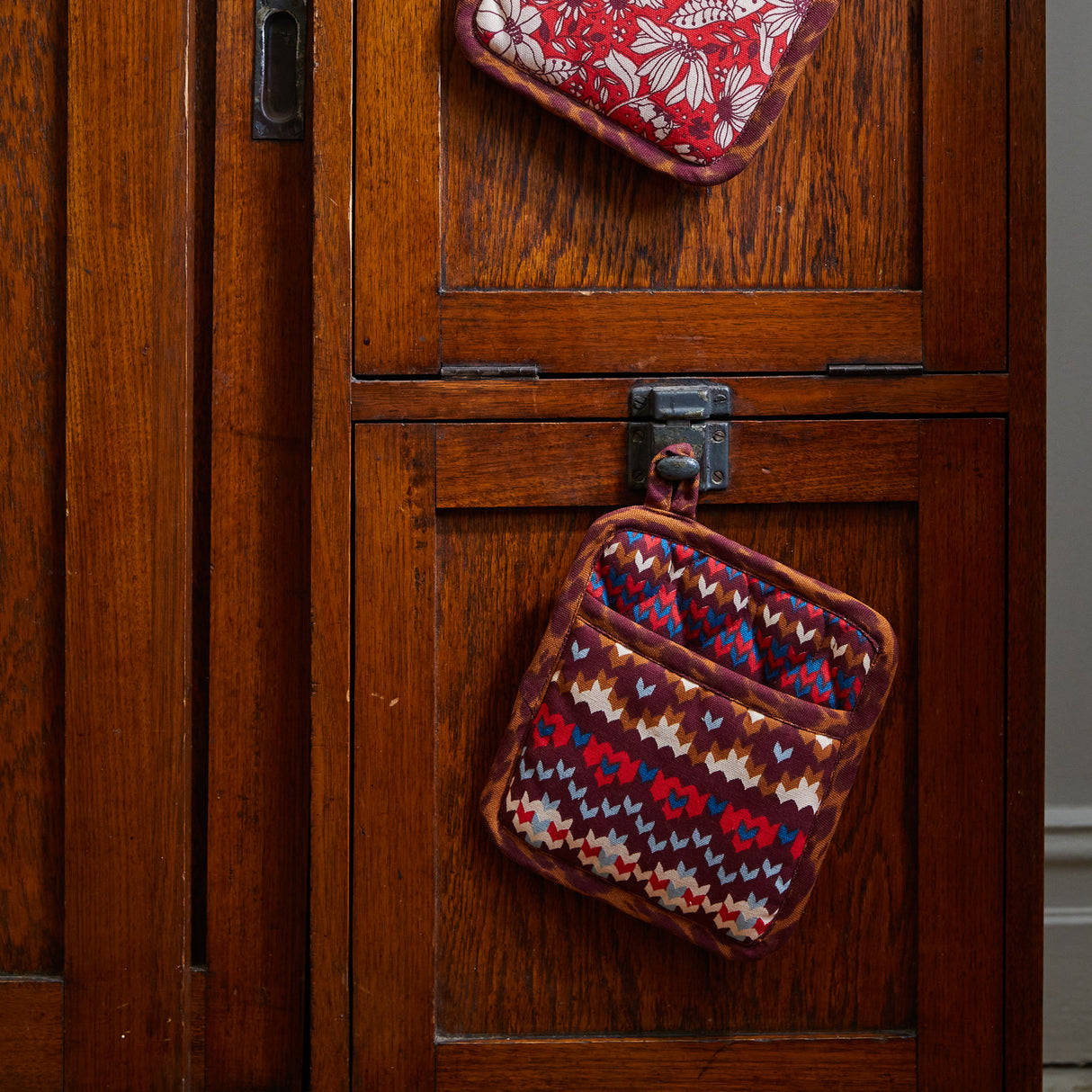 Evette Pot Holder Set