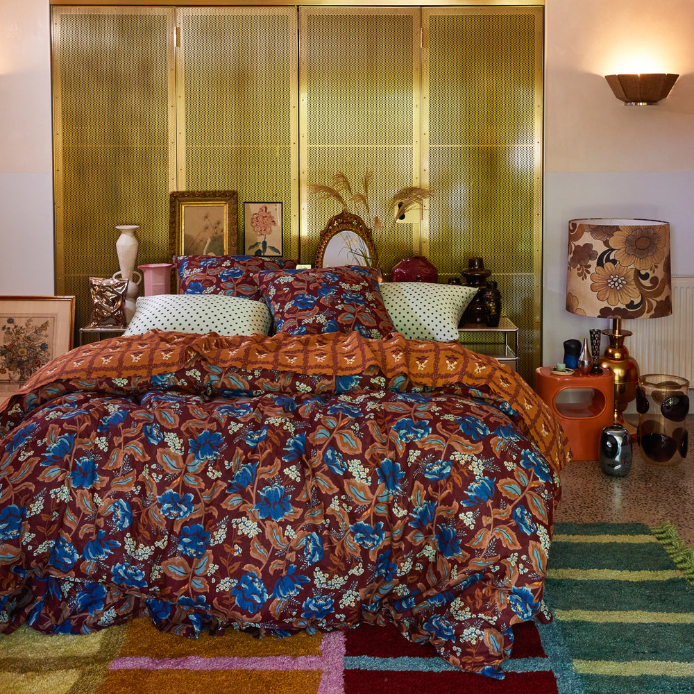 Margot Linen Quilt Cover - Mahogany Queen