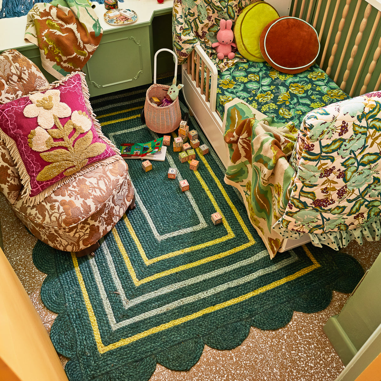 Burnet Jute Rug - Forest