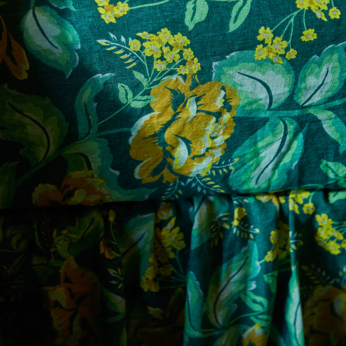 Margot Ruffle Valance - Forest Queen