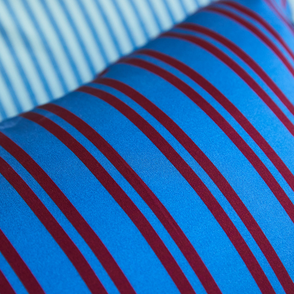 Taylor Silk Pillowcase - Capri