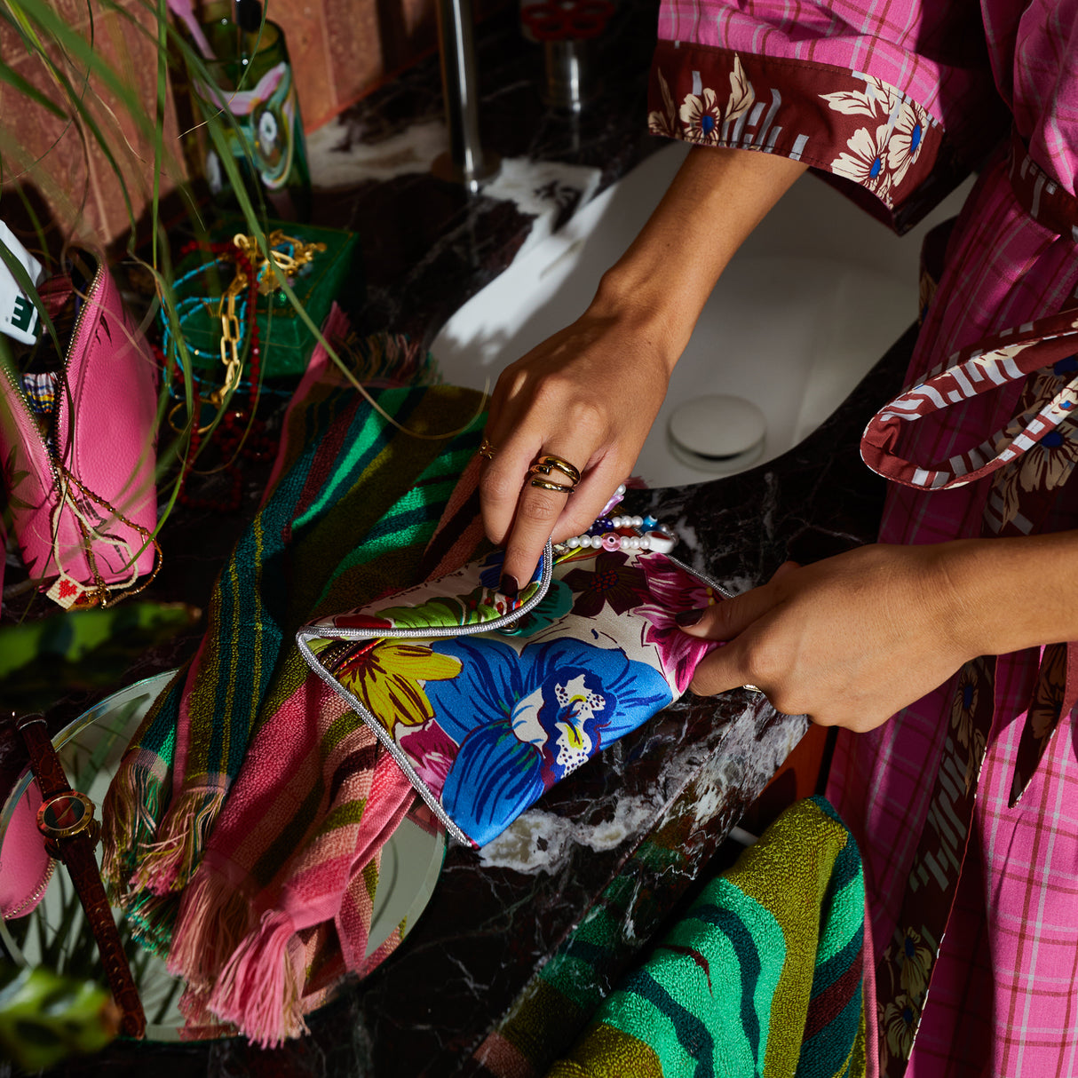 Ines Silk Pouch - Porcelain