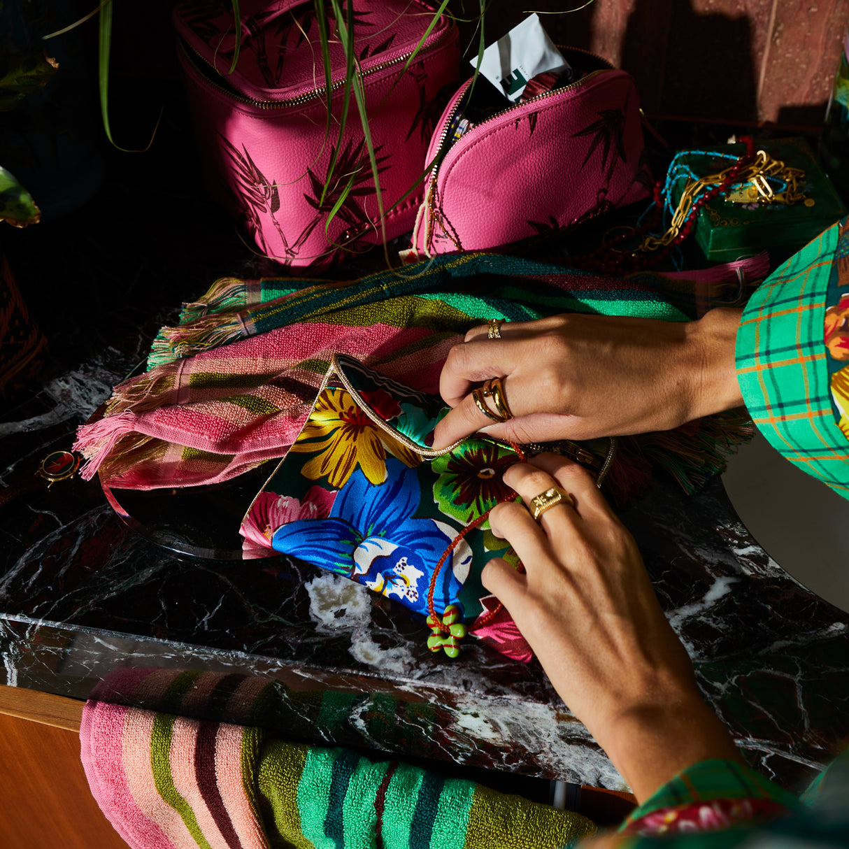 Ines Silk Pouch - Verdant