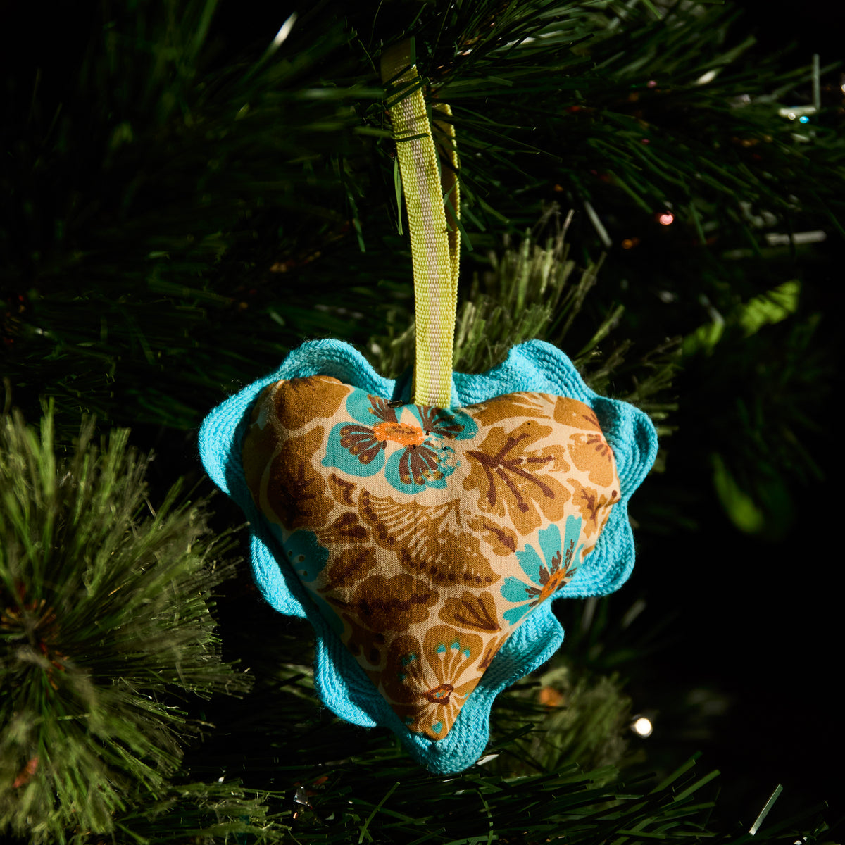 Magnolia Cotton Heart Decoration - Turquoise