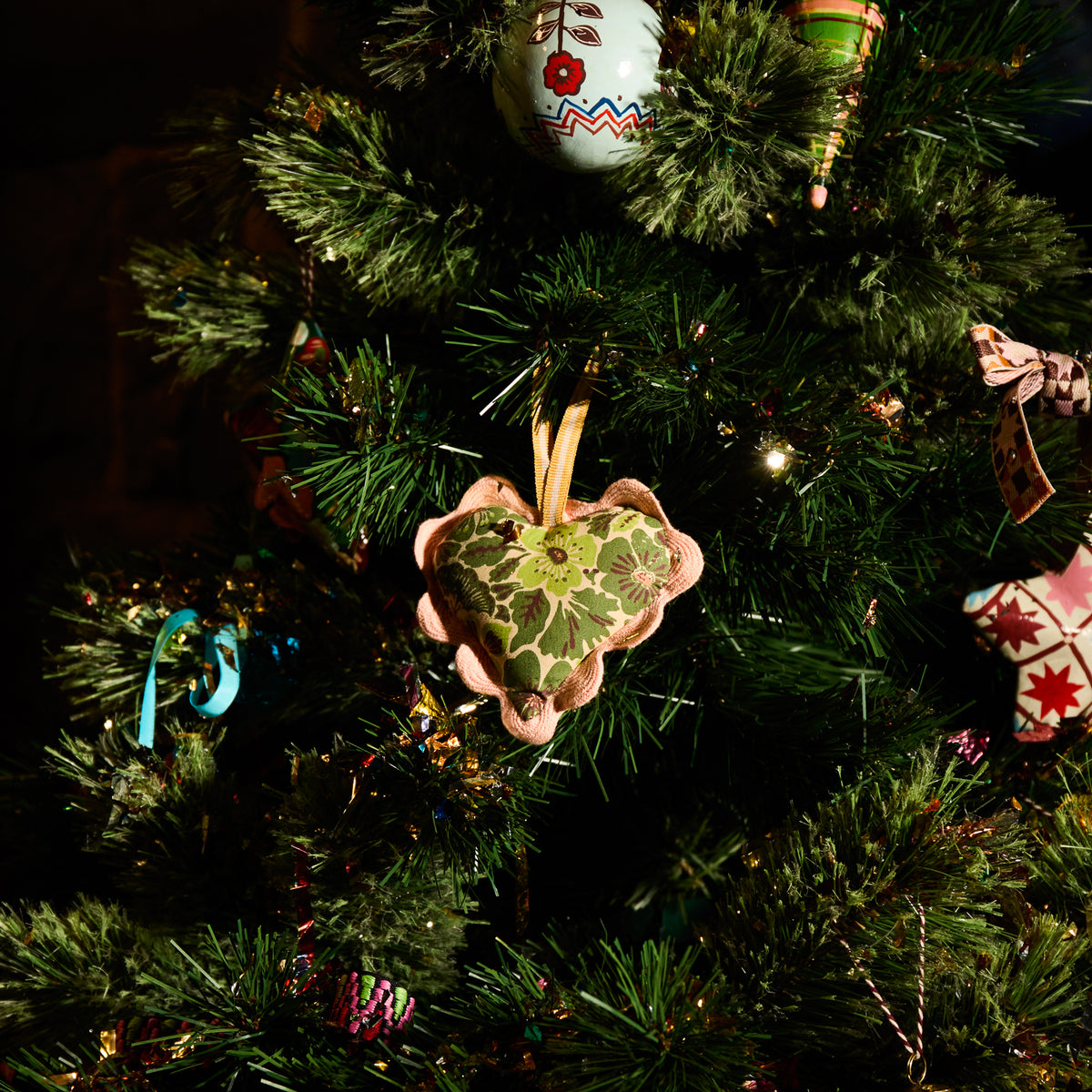 Magnolia Cotton Heart Decoration - Cactus Green