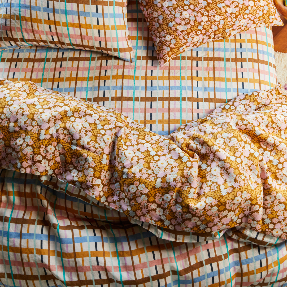 Hayfolk Linen Sheets