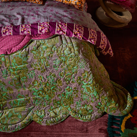 Valeria Scalloped Quilted Bedcover