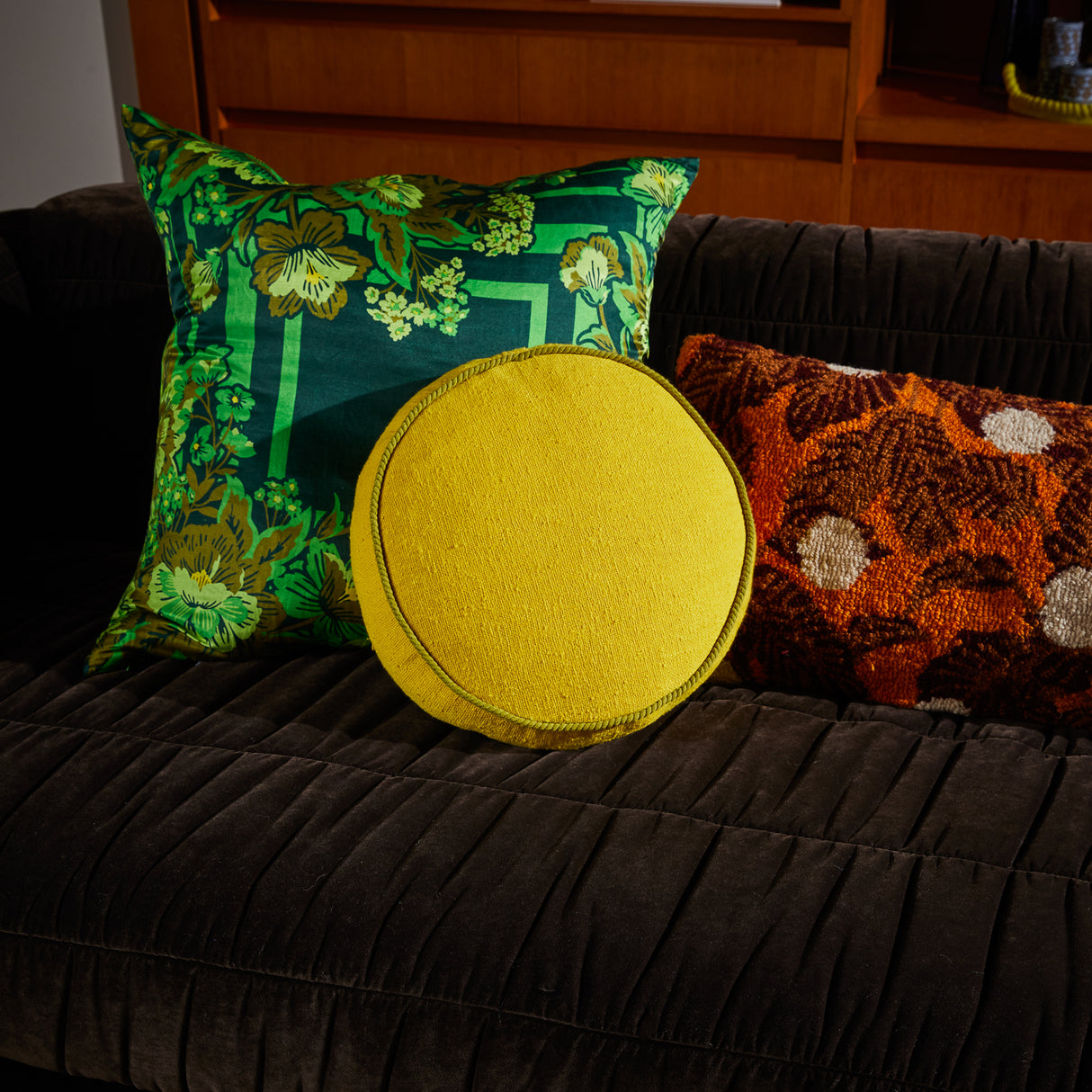 Dana Round Cushion - Medallion Feather Insert