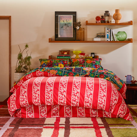 Ines Silk Pillowcase - Verdant Standard