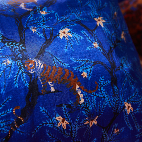 Andrea Linen-Silk Pillowcase - Ultramarine Standard