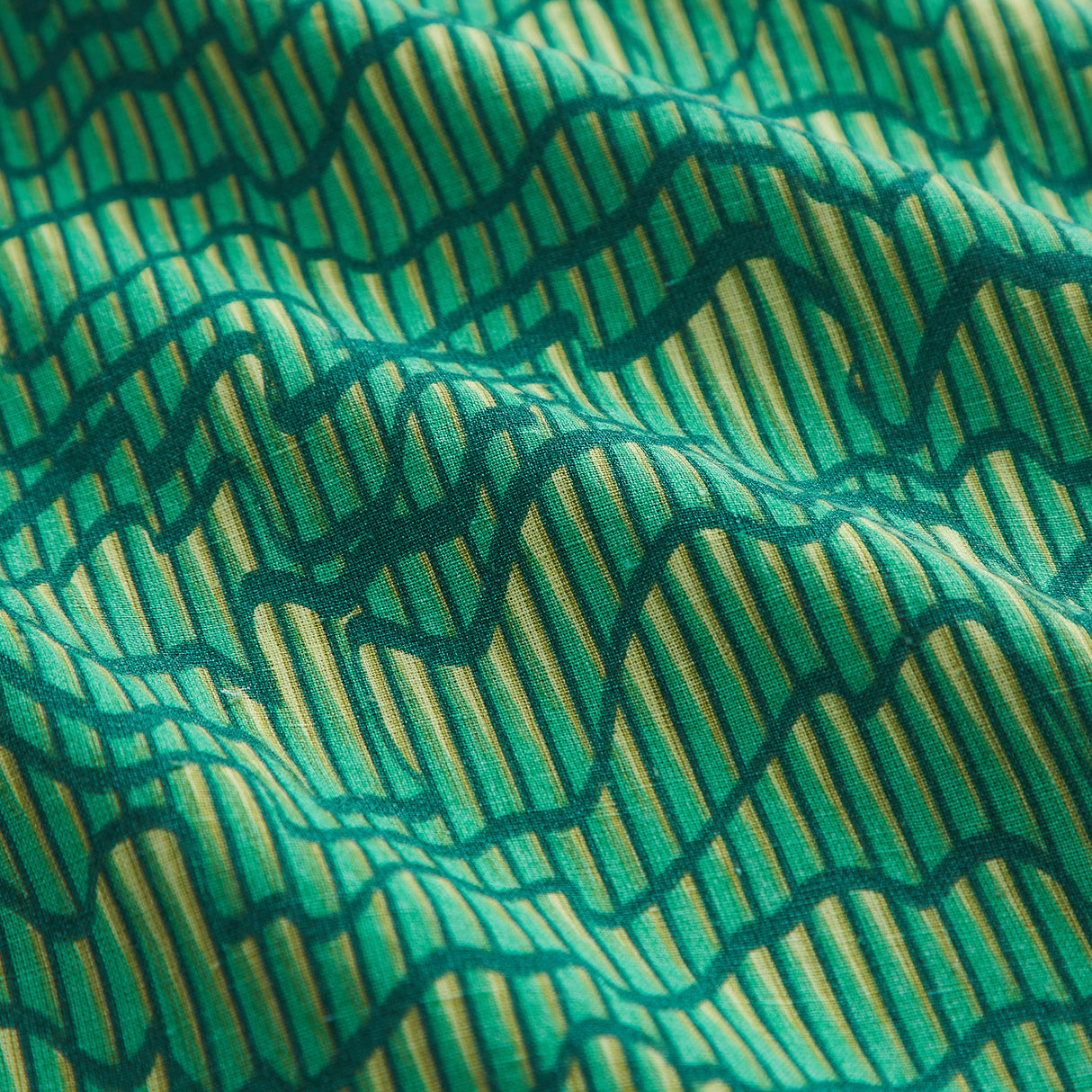 Hanna Linen Pillowcase Set - Kelly Green Standard