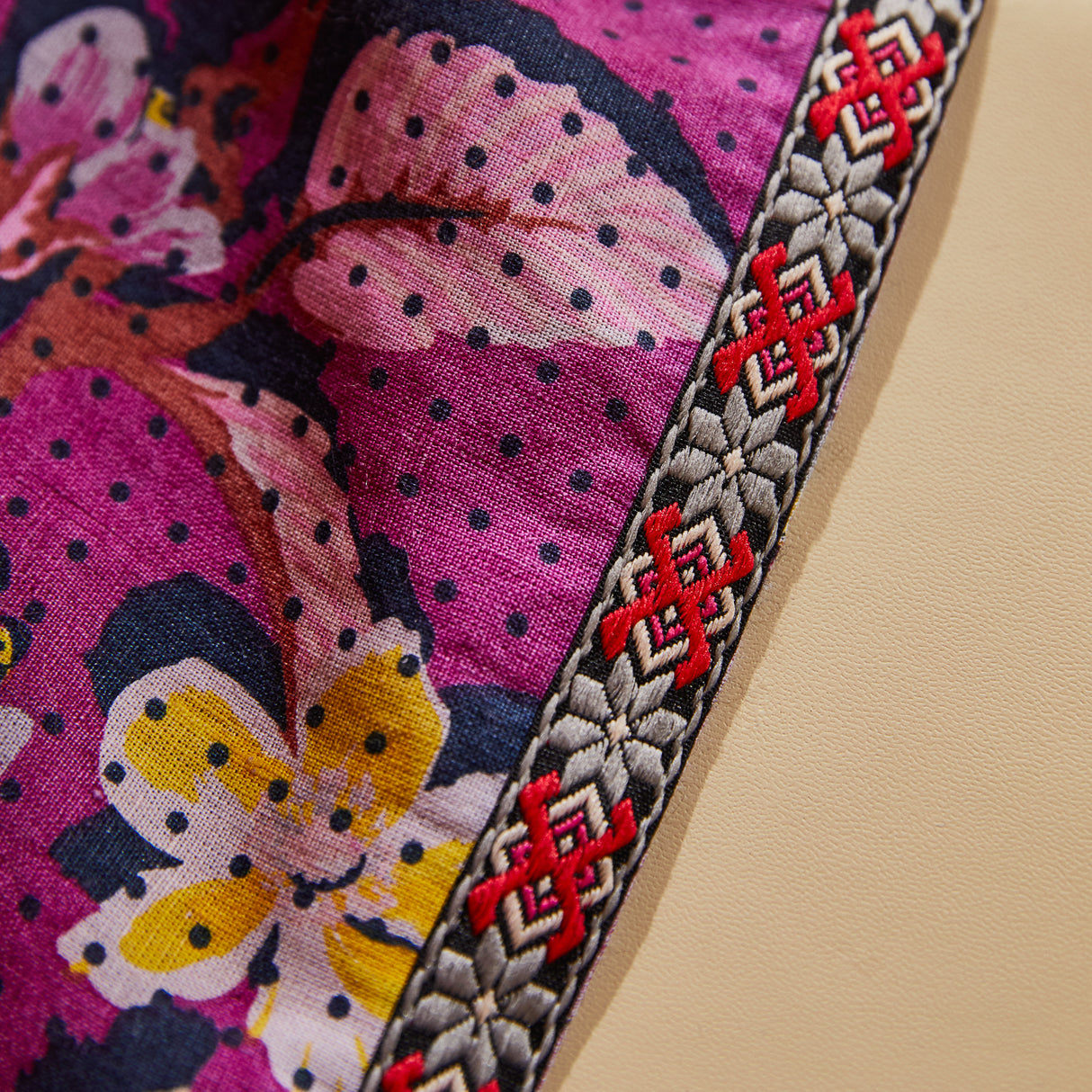 Heidi Table Cloth Rectangle