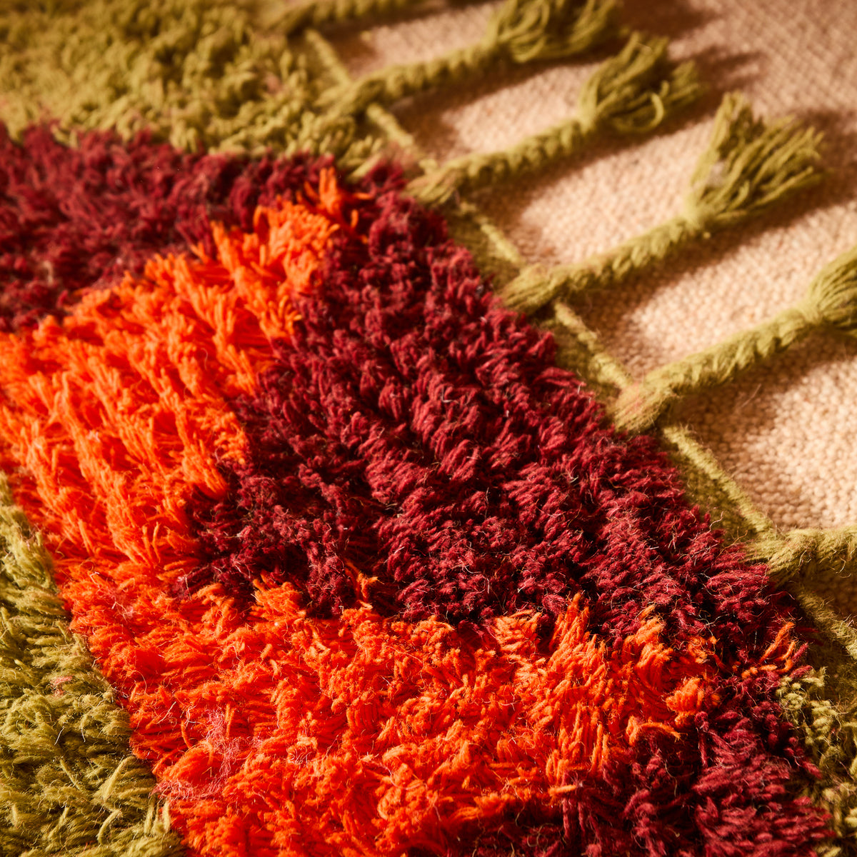 Daisy Tufted Rug - Moss