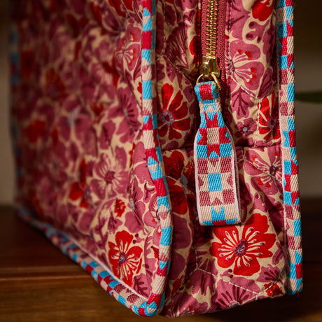 Magnolia Vanity Bag - Poppy