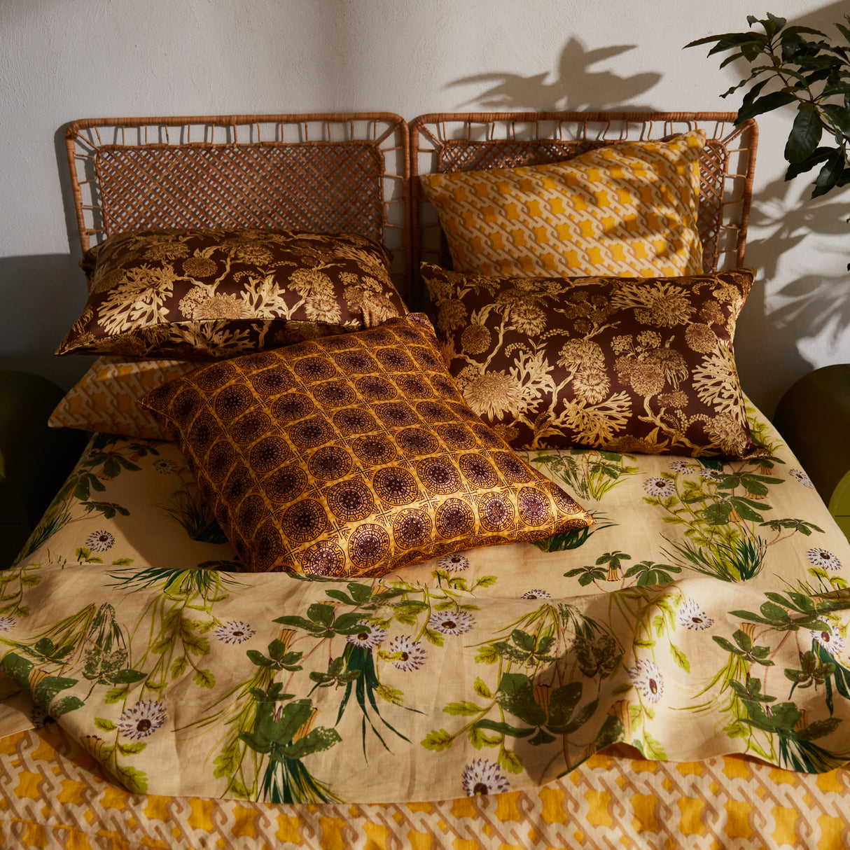 Gabriella Cushion - Dune Feather Insert