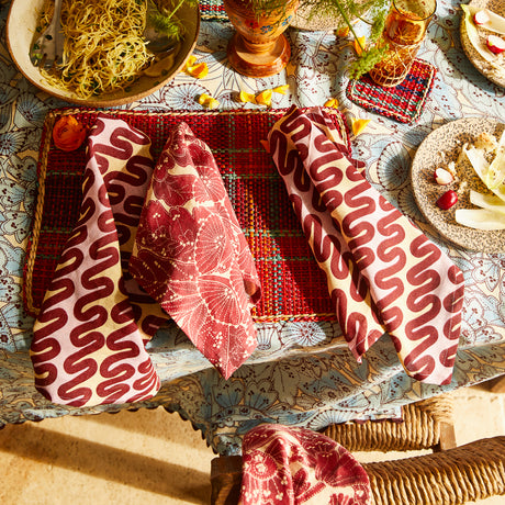 Lucia Napkin Set - Crimson