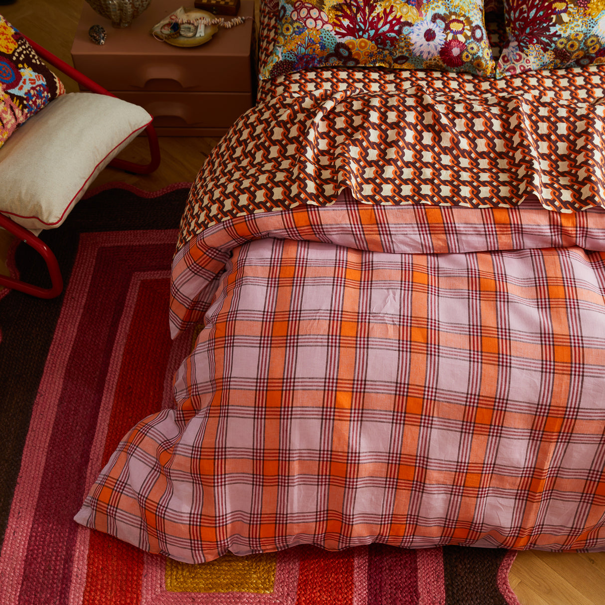 Isla Linen Quilt Cover - Vivid Coral King Single/Double