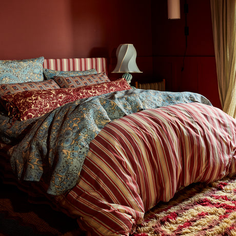 Selene Cotton Quilt Cover - Crimson Single
