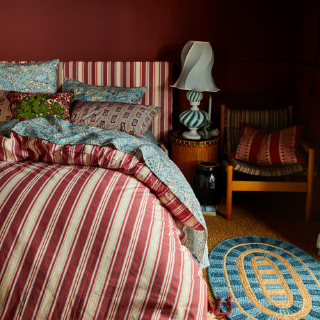 Selene Cotton Quilt Cover - Crimson Single