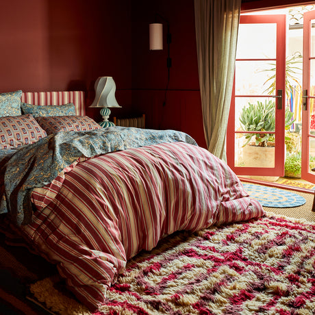 Selene Cotton Quilt Cover - Crimson Single