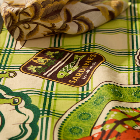 Isla Table Cloth