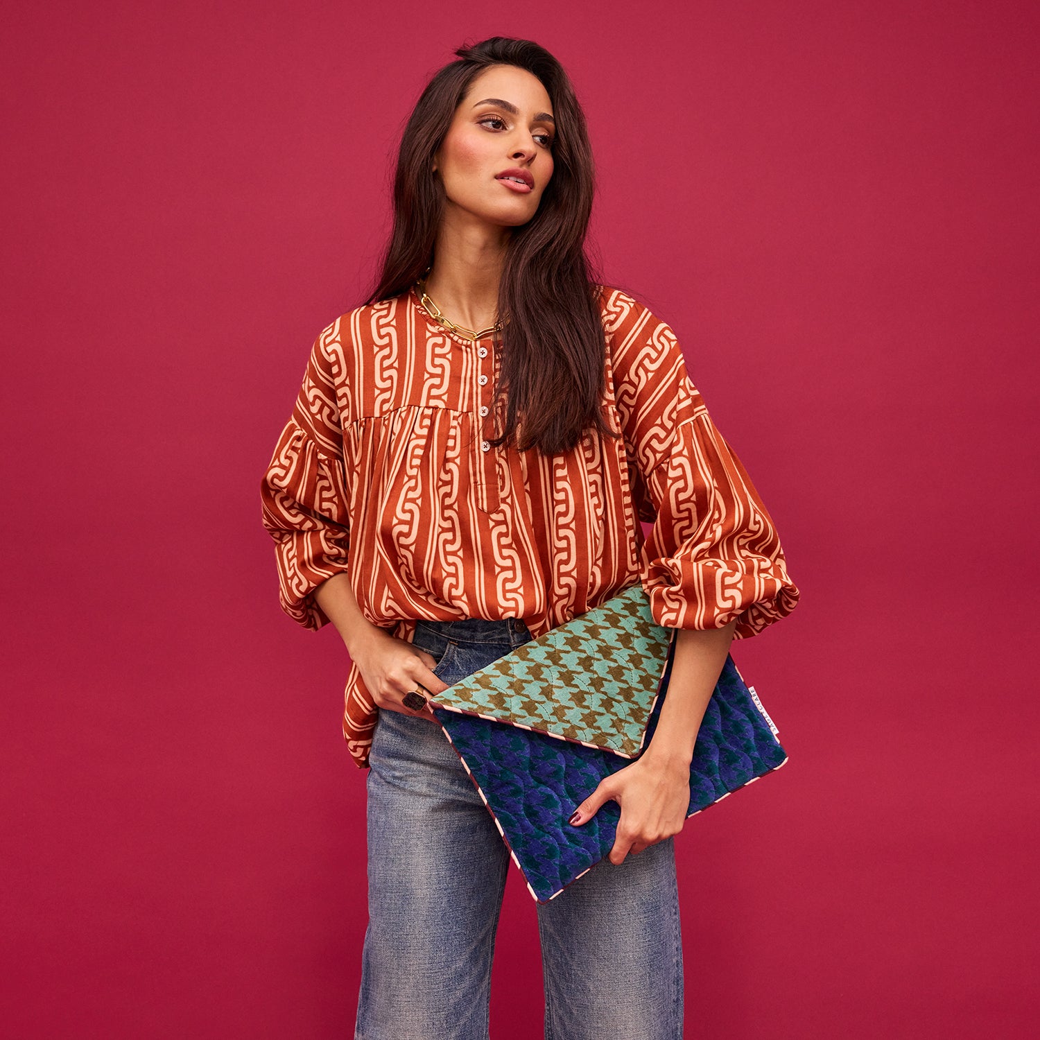 Vinita Velvet Clutch – Sage and Clare