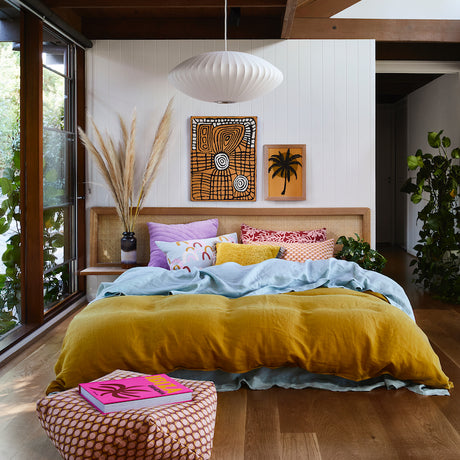 Bedroom moonslight flat sheet with pillows and Sundance quilt cover