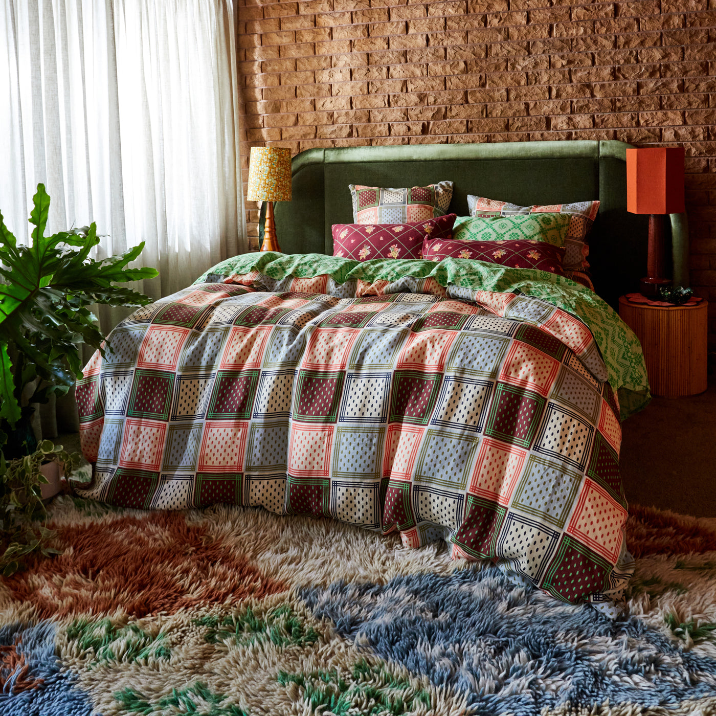 Viola Beni Rug 150 x 210 cms